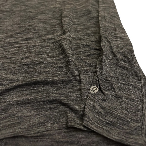 Lululemon Women's Essential Tank Heathered Black Size 4 - Picture 3 of 12